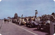 1950 ca Indy 500 500 MILE SPEEDWAY INDIANAPOLIS IND 48171 postcard front