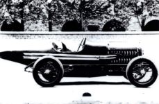 1917 HUDSON racer right side 9.5″×6.25″