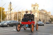 2018 11 4 8:36 am London to Brighton Run 1903 National Electric Buggy CDT and Brian Sussex Sport Photo 1