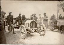 19xx CHALMERS DETROIT Driver and passenger photo Burton Historical Collection Detroit Public Library