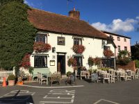 2018 10 31 London to Brighton Run A fine pub near Jonathan Wood Restorations