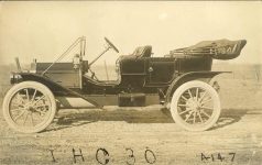 1909 6 17 IHC 30 A-147 International Harvester Company side view RPPC front