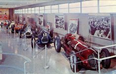 1941 ca. Indy 500 Race cars 500 MILE MUSEUM postcard front