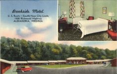 1954 8 17 Brookside Motel ALEXANDRIA, VIRGINIA note NASH auto on left postcard front