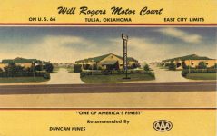 1950 ca. OKLA, Tulsa Will Rogers Motor Court on US 66 postcard front