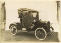 1909 ca. MAXWELL with rain gear 7″×5″ factory photo Geo