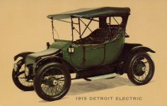 1915 DETROIT Electric postcard front