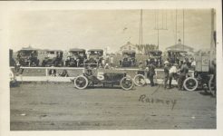 1915 ca. Race cars Fargo, No. Dak. Raimey 4″×2.25″ snapshot