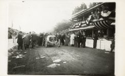1906 Vanderbilt Cup Race George Heath starting Brown Bros. 8″×5″ photo front