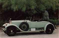 1926 ROLLS ROYCE Silver Ghost Roadster 1980 postcard front