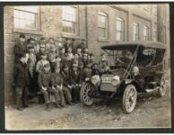 1911 ca. MARION auto and crew photo screenshot