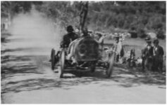 September 1909 – Lowell, Mass #31 Buick Racer kicking up dust Driver – Louis Chevrolet (Indianapolis Motor Speedway) chevroletbrothers.com