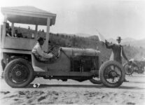 1924 Lexington Special #6 Courtesy of Regional History & Genealogy, Pikes Peak Library District 013-5804