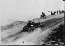 1924 Speedin’ Up the Hill Climb Courtesy of Regional History & Genealogy, Pikes Peak Library District – 013-5697